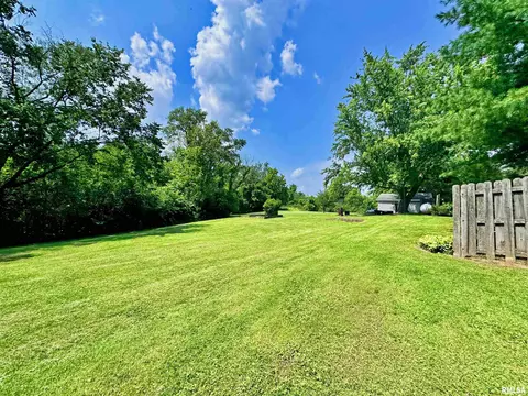 Exterior - 2014 E Santa Fe Rd, Chillicothe, IL 61523 photo 19 of 29