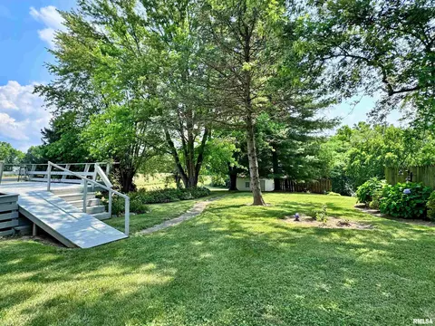 Exterior - 2014 E Santa Fe Rd, Chillicothe, IL 61523 photo 9 of 29