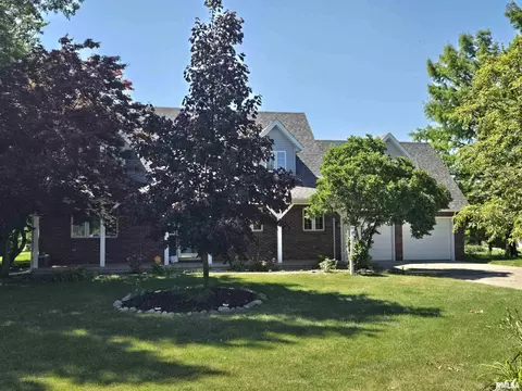 1339 N Countryside Ct, Metamora, IL 61548