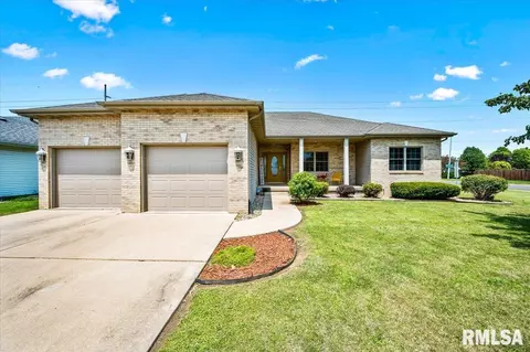 3629 Troon Dr, Springfield, IL 62712