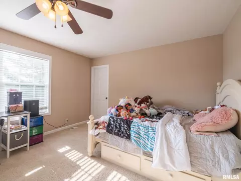 Bedroom - 845 Stonebridge Dr, Metamora, IL 61548 photo 8 of 9