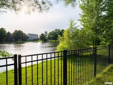 View/Area - 845 Stonebridge Dr, Metamora, IL 61548 photo 7 of 8