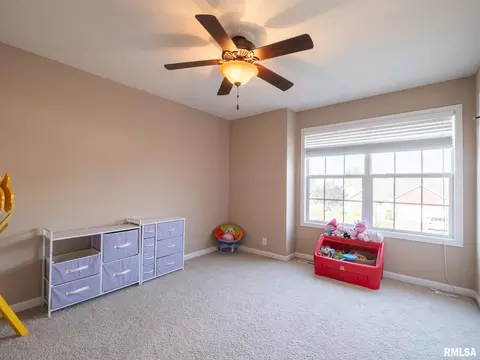 Bedroom - 845 Stonebridge Dr, Metamora, IL 61548 photo 4 of 9
