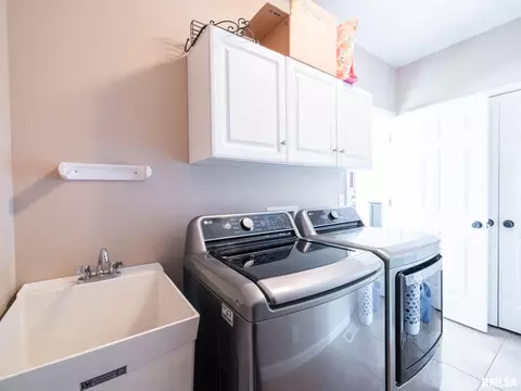 Other - 845 Stonebridge Dr, Metamora, IL 61548 photo 3 of 9