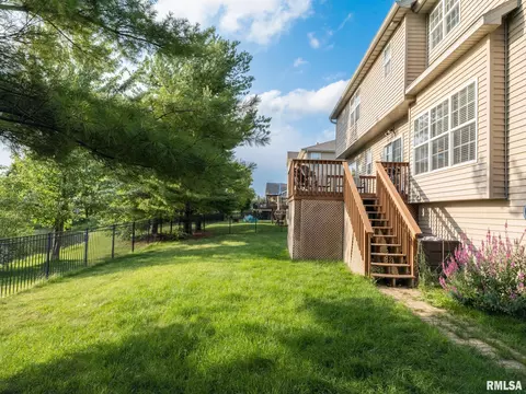 Exterior - 845 Stonebridge Dr, Metamora, IL 61548 photo 9 of 15