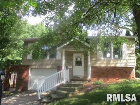 2306 W Pintura St, Peoria, IL 61614