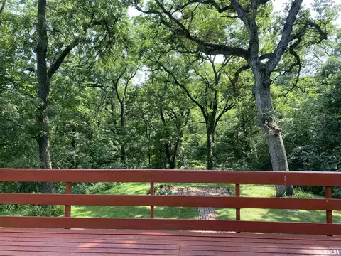 Exterior - 24515 E Oak Park Rd, Canton, IL 61520 photo 2 of 24