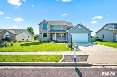 1030 Stonelake Ct, Metamora, IL 61548