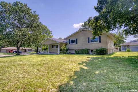 5019 N Bevalon Pl, Peoria, IL 61614