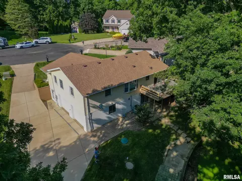View/Area - 10408 W Prince Valiant Ct, Mapleton, IL 61547 photo 6 of 8