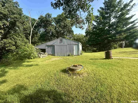 Exterior - 543 County Highway 8 Hwy, Congerville, IL 61729 photo 8 of 8