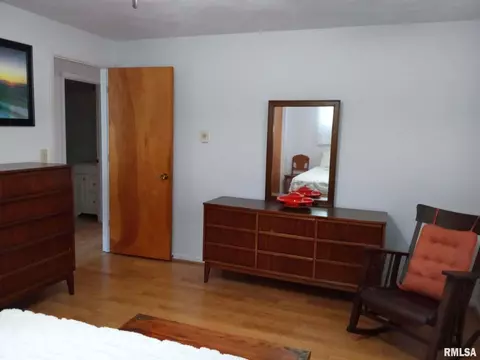 Bedroom - 543 County Highway 8 Hwy, Congerville, IL 61729 photo 2 of 7