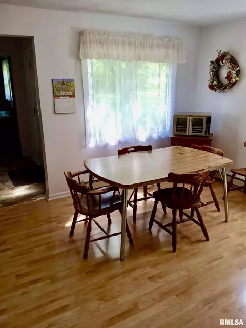 Dining - 543 County Highway 8 Hwy, Congerville, IL 61729 photo 1 of 2