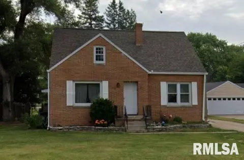 716 S Maxwell Rd, Bartonville, IL 61607