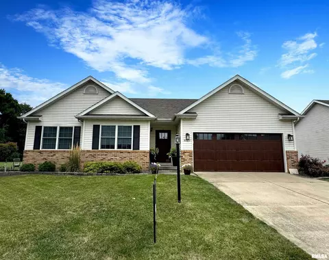 8520 N Parkgrove Ct, Edwards, IL 61528