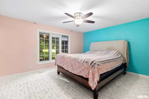 Bedroom - 50 Waldheim Rd, Morton, IL 61550 photo 5 of 6