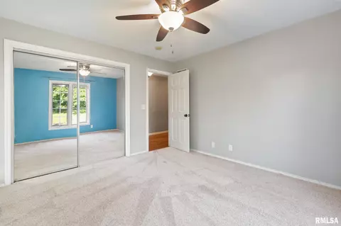 Bedroom - 50 Waldheim Rd, Morton, IL 61550 photo 4 of 6