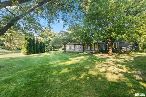 Exterior - 50 Waldheim Rd, Morton, IL 61550 photo 8 of 9