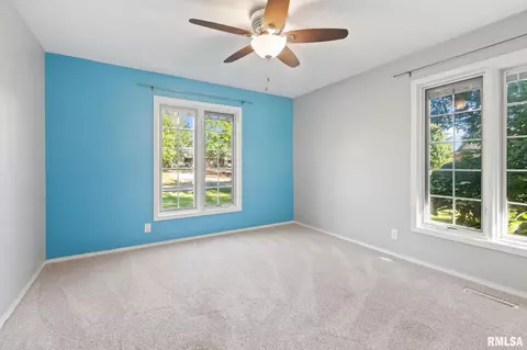 Bedroom - 50 Waldheim Rd, Morton, IL 61550 photo 3 of 6