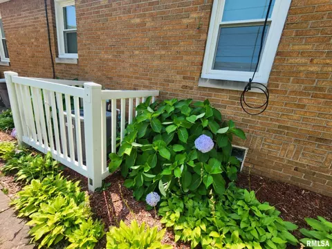 108 N Kickapoo Ter, Peoria, IL 61604 photo 36