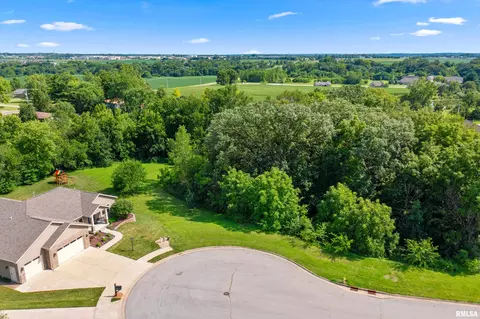 6204 Crosswynd Ct, Edwards, IL 61528