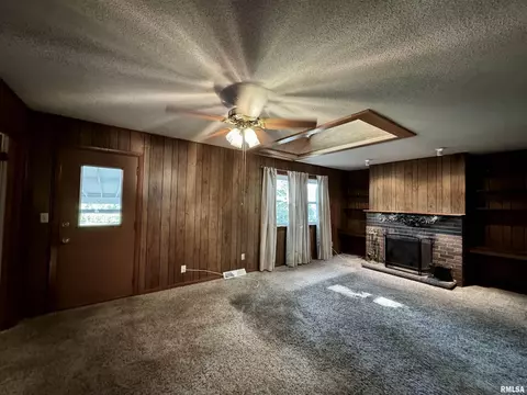 406 Meadow Dr, Macomb, IL 61455 photo 6