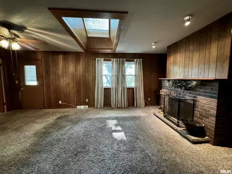 406 Meadow Dr, Macomb, IL 61455 photo 5
