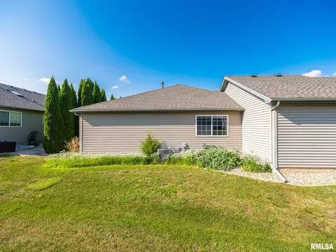 Exterior - 2108 W Jubilee Ln, Dunlap, IL 61525 photo 7 of 14