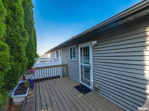 Exterior - 2108 W Jubilee Ln, Dunlap, IL 61525 photo 10 of 14