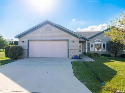 2108 W Jubilee Ln, Dunlap, IL 61525