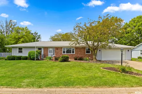 119 S Montana Ave, Morton, IL 61550