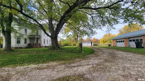 2228 Cole St, East Peoria, IL 61611