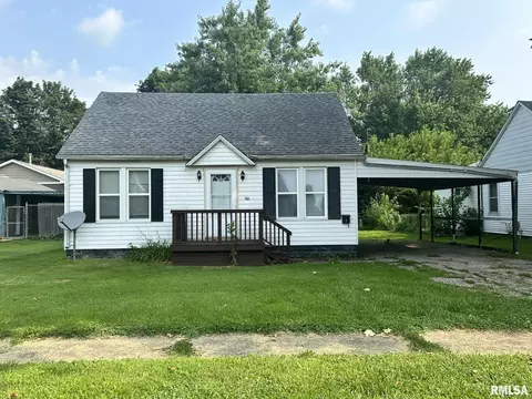 1025 E Locust St, Canton, IL 61520 photo 2