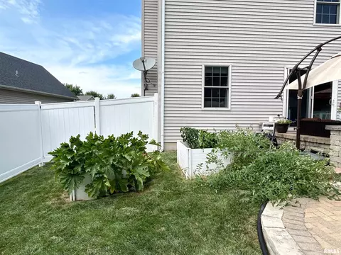 Exterior - 5820 W Brookmere St, Edwards, IL 61528 photo 8 of 16