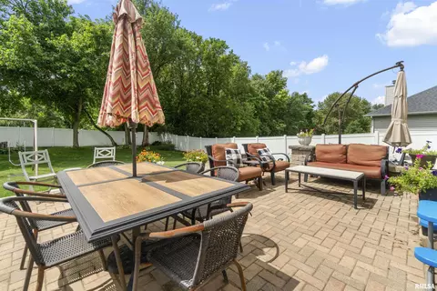 Exterior - 5820 W Brookmere St, Edwards, IL 61528 photo 5 of 16