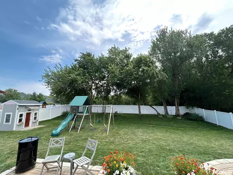 Exterior - 5820 W Brookmere St, Edwards, IL 61528 photo 3 of 16