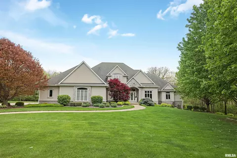 12810 N Woodland Ridge Dr, Dunlap, IL 61525
