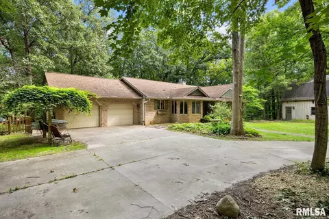 524 Justa Rd, Metamora, IL 61548 photo 5
