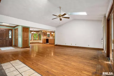 524 Justa Rd, Metamora, IL 61548 photo 11