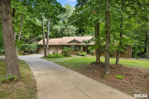524 Justa Rd, Metamora, IL 61548
