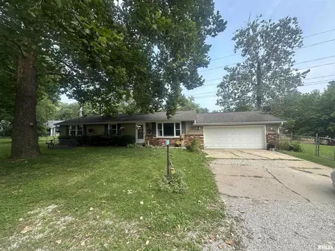 311 Ten Mile Creek Rd, East Peoria, IL 61611