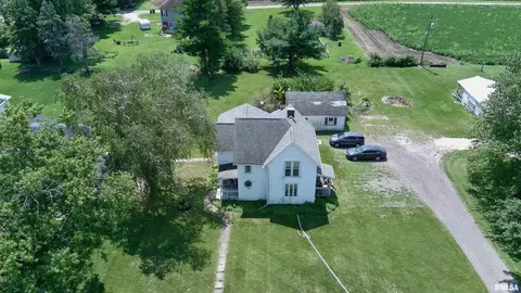 2922 W Main St, Edelstein, IL 61526 photo 2