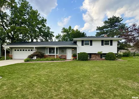 6723 Gem Ct, Peoria, IL 61614