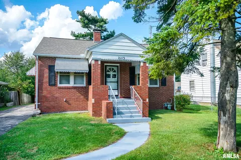 2113 Hudson St, Peoria, IL 61604