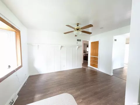 726 S Kickapoo Ln, Peoria, IL 61604 photo 47