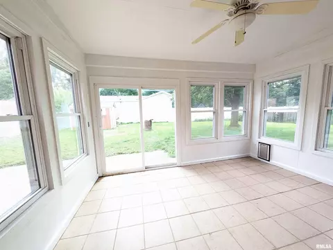 726 S Kickapoo Ln, Peoria, IL 61604 photo 35