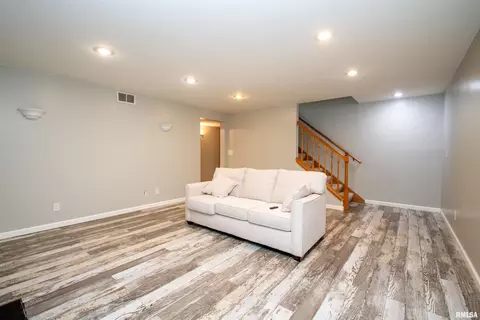 404 Bittersweet Ave, Germantown Hills, IL 61548 photo 24