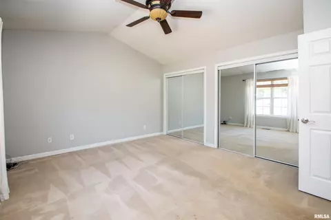 404 Bittersweet Ave, Germantown Hills, IL 61548 photo 11