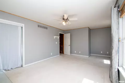 404 Bittersweet Ave, Germantown Hills, IL 61548 photo 22