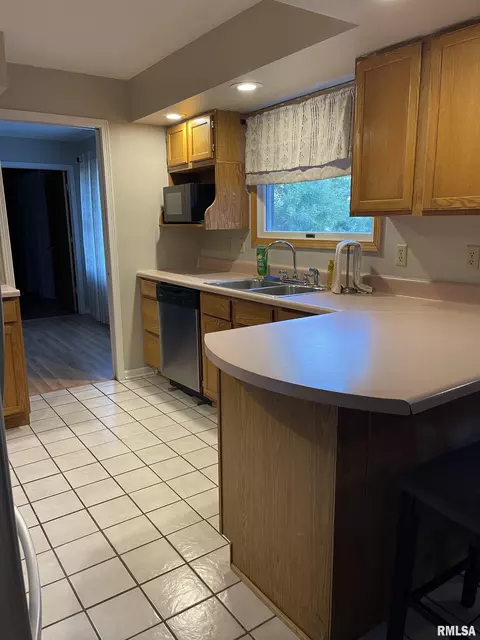 1209 Thomas St, Macomb, IL 61455 photo 11